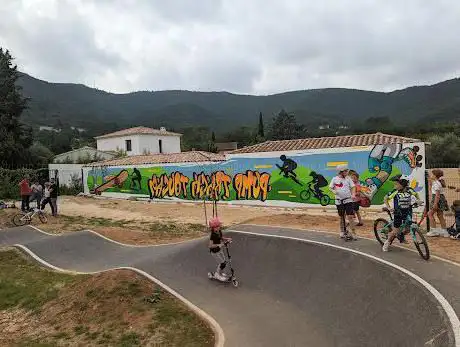 Photo de Pumptrack Sollies-Toucas