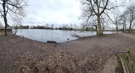 Photo de Poynton Lake