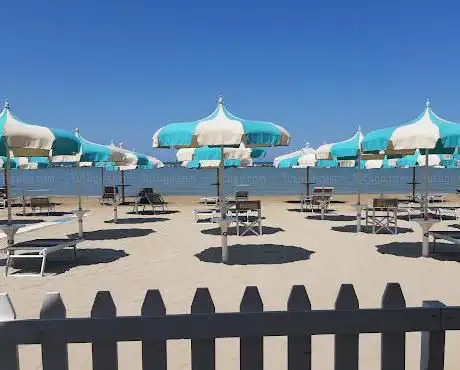 Photo de SOLARIA BEACH VILLAGE