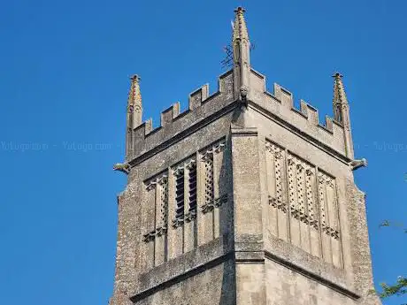 Photo de St Michael & All Angels' Church Melksham