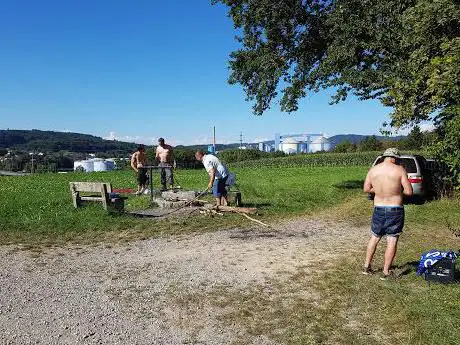 Photo de Grillplatz / Feuerstelle Osterhalderbärg