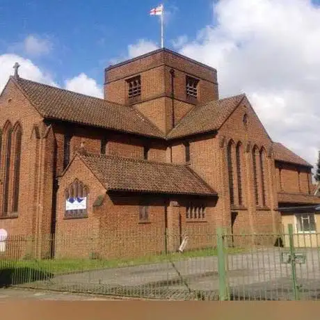 Photo de St George and St Ethelbert's Church East Ham
