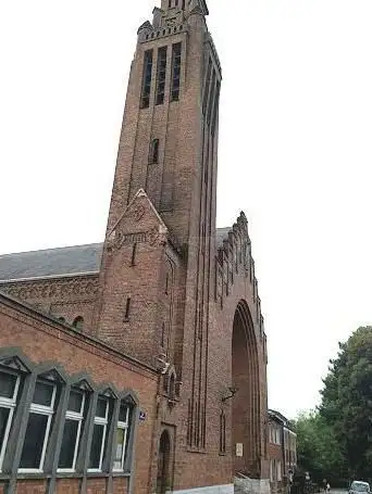 Église catholique Notre-Dame-de-Lourdes à Croix