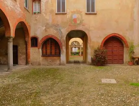 House of Foscolo