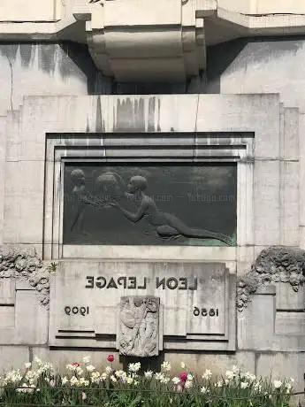 Monument à Léon LePage
