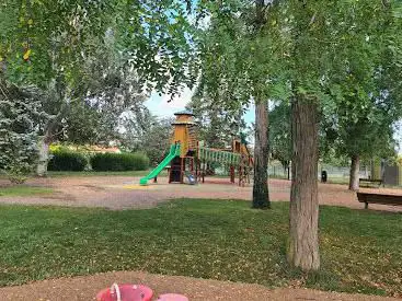 Photo de Aire de jeux du Parc des Epis