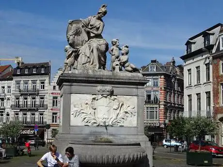Fontaine de Minerve