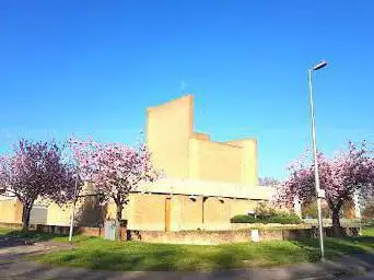 Photo de Église catholique Saint-Joseph à Grande-Synthe