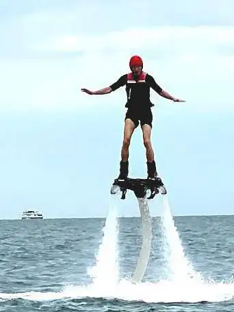 Photo de Flyboard Bouée Jet Ski La Rochelle