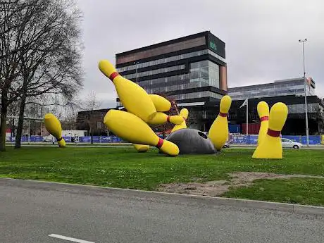 Photo de Sculpture Flying Pins