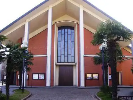 Photo de Église paroissiale Saint Laurent