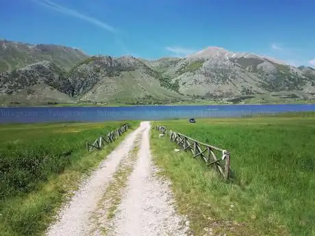 Photo de Lago Matese