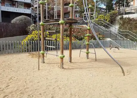 Photo de Sanllehy square