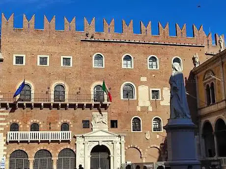 Photo de Church of Saint Mary 'Antica'