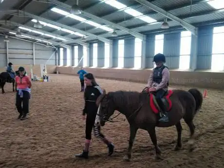 Photo de Forrest Equestrian Centre
