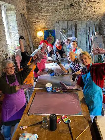 Photo de WOMEN'S CREATIVITY WELLNESS RETREATS â¤ï¸ART THERAPY - LOVE LIFE WITH ART