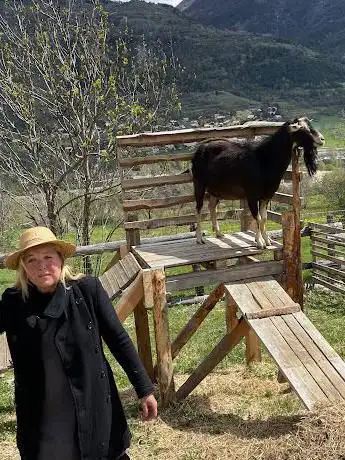 Photo de La Petite Ferme des Regains