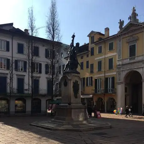 Photo de Monument de la Bataille de Varese (Garibaldino)