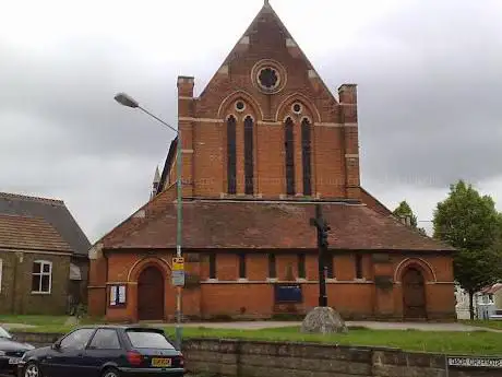 Photo de St Barnabas Church Gillingham