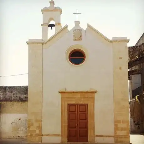 Photo de Church of the Holy Rosary