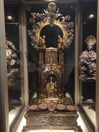 Museo del Tesoro di San Gennaro - Museum of the Treasure of San Gennaro