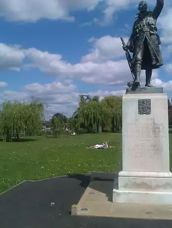 Photo de Twickenham War Memorial