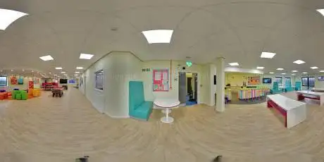 Photo de Castle Hill Youth Club