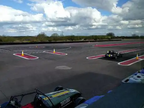 Photo de Bedford Autodrome North Activity Area