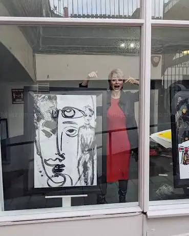 Valeria Berney Artist