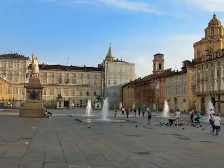 Photo de Piazzetta Reale