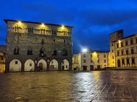 Photo de Palazzo Pretorio