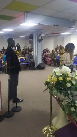 Photo de Christian Family Pentecostal Church