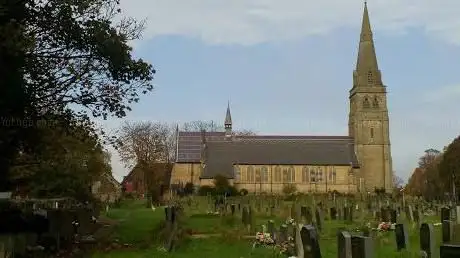 Photo de Parish Church of Saint Paul Peel