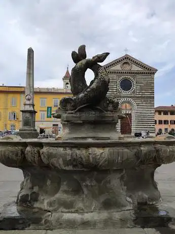 Photo de Dolphins' Fountain