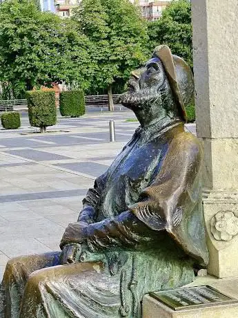 Photo de statue de pélerin - camino de Santiago