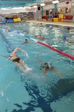 Pool Suzanne Berlioux (warning time school period)