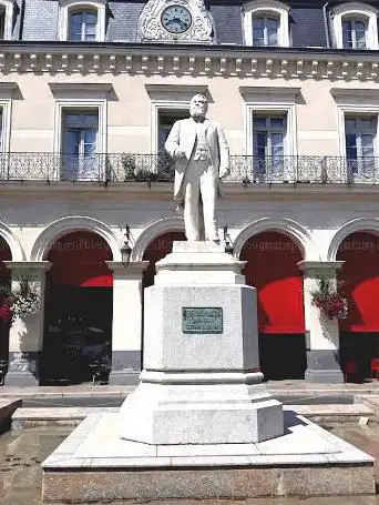 Photo de Statue de Jean Jaurès