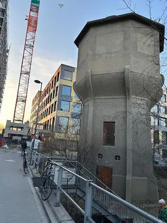 Lokremise with water tower
