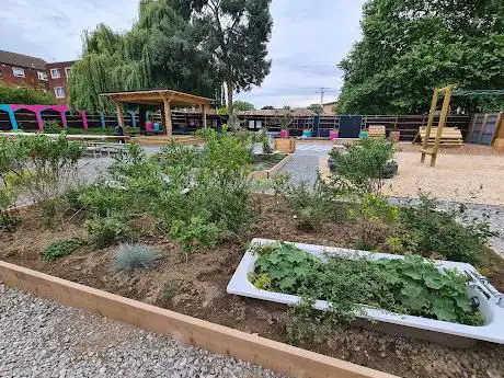 Photo de Phoenix Pocket Park for Gascoigne Estate
