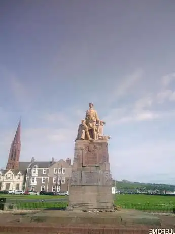 Photo de Largs War Memorial