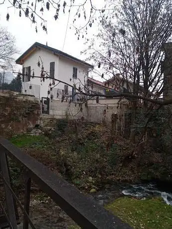 Parco di Via Tirabagia/Via Mazzucconi
