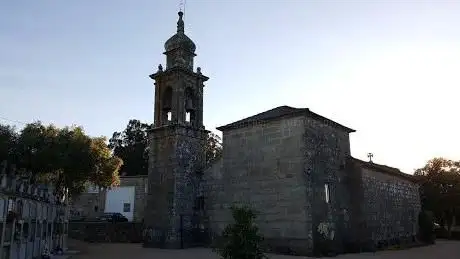 Photo de Igrexa de Santa Cruz de Lamas