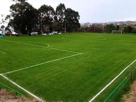 Photo de Sociedad Deportiva Barallobre (Campo do Ramo)