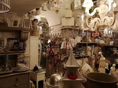 Photo de Ondeggia Maison oggettistica e mobili in stile Shabby Chic