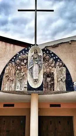 Photo de Iglesia de Santa MarÃa Reina de los Apóstoles