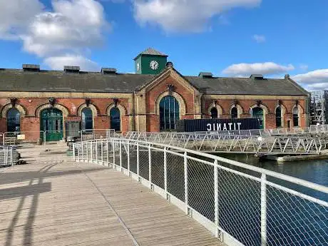 Photo de Titanic's Dock & Pump House