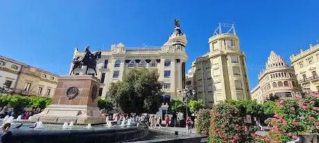 Photo de Plaza de las Tendillas
