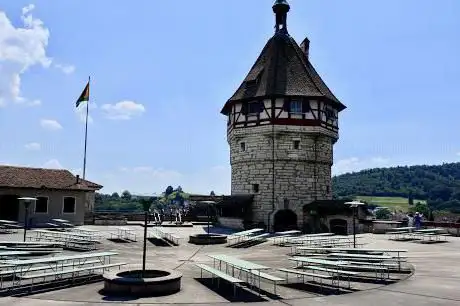 Photo de Waffenkammer im Munot-Turm