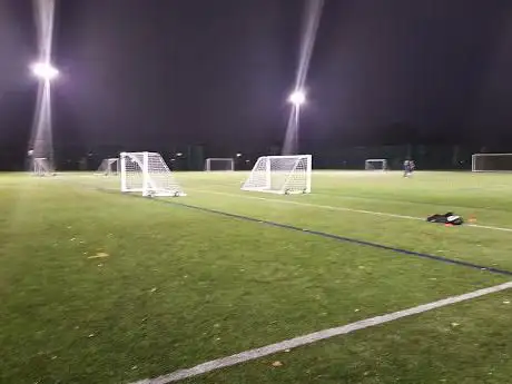 Photo de Barking Abbey School Sports Ground