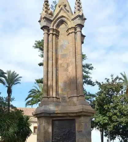 Photo de Monumento a los caÃ­dos en la Guerra de Ãfrica